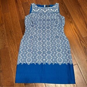 Chaps Geometric Blue and White Knee Length Sleeveless Sheath Dress